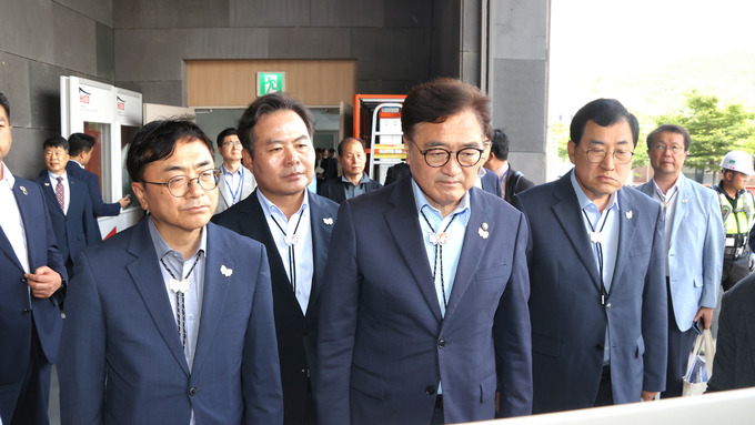 우원식 국회의장, APEC 성공개최 적극 지원 약속