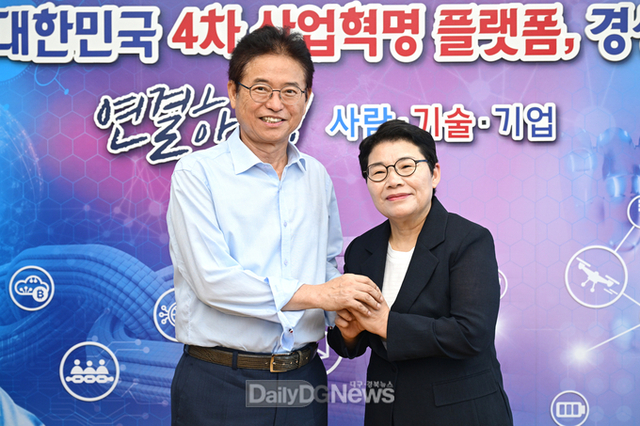 “선생님 쾌유를 기원합니다!”