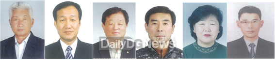 사진제공 문경시, 왼쪽부터 교육부문 민봉식, 농업부문 박성희, 문경대상 추정호, 문화예술부문 강동완, 봉사부문 권보경, 산업경제부문 김현우