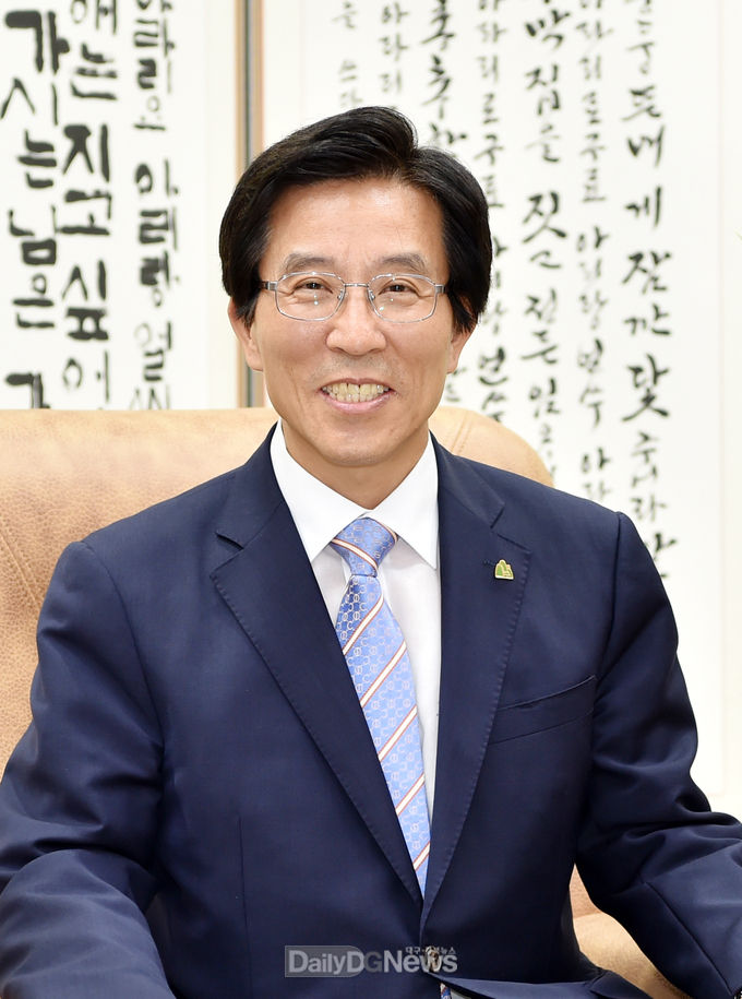고윤환 문경시장