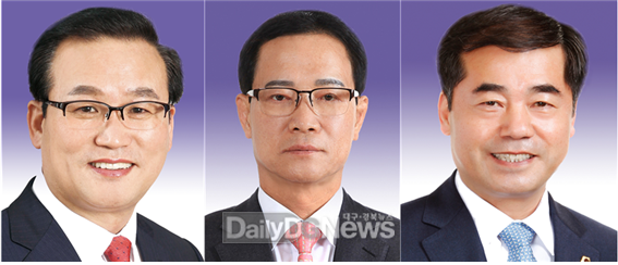 사진왼쪽부터 이종열, 김수문, 오세혁 도의원