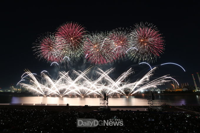 사진제공 포항시) 불꽃축제