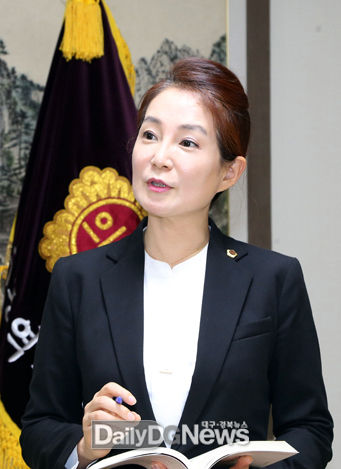 배지숙 대구광역시의회 의장. (사진=대구시의회 제공)