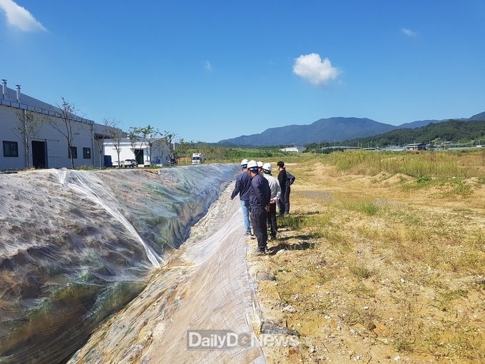 사진제공 김천시) 산업단지 내 임시 배수로 정비
