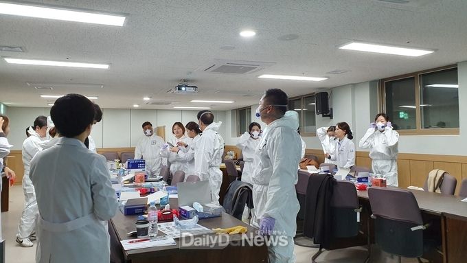 영남대병원 ‘유행성 감염병 위기대응 모의훈련’ 장면. (사진=영남대병원 제공)