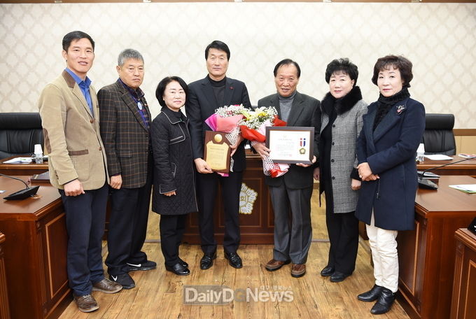 사진제공 군위군의회