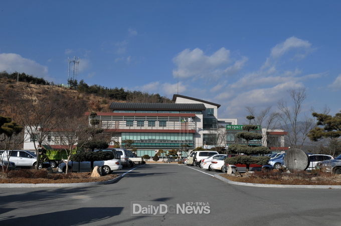 봉화군 2020년 과수분야 지원사업 신청 접수 - 사진은 농업기술센터전경