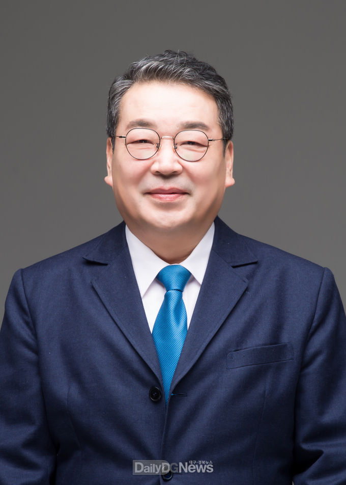 이승천 제21대 국회의원 선거 더불어민주당 대구 동구을 예비후보. (사진=이승천 예비후보 제공)