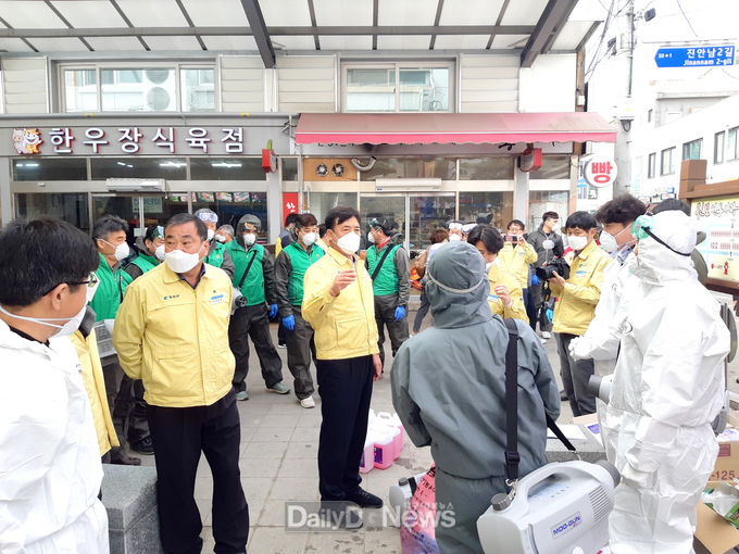 윤경희 청송군수, 코로나19 방역 진두지휘