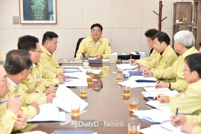 청송군, 코로나19 민생경제 살리기 총력