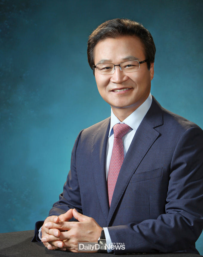 김용판 미래통합당 대구 달서을 국회의원 후보. (사진=김용판 후보 제공)