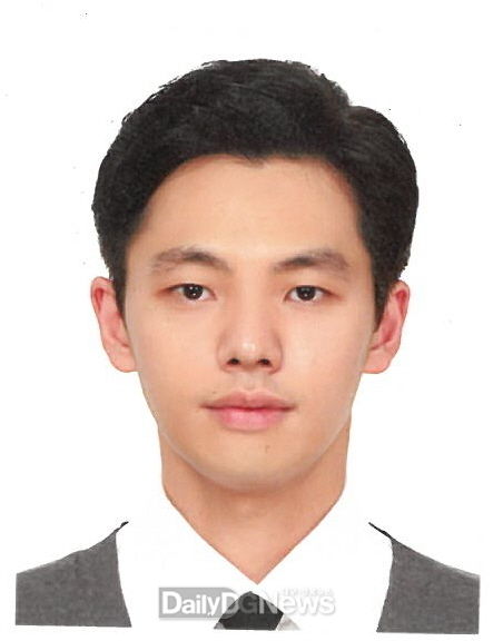중소벤처기업부장관 표창을 받은 대구보건대학교 중소기업산학협력센터 김인규 코디네이터. (사진=대구보건대 제공)