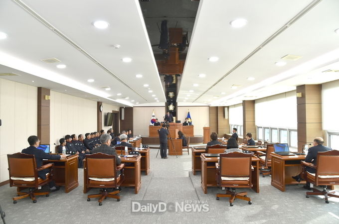 청송군의회, 제242회 임시회 개회
