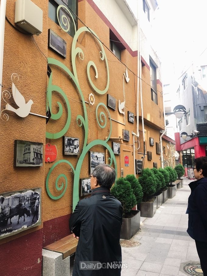 봉화군, 도시재생대학 선진사례 견학 - 문화거리