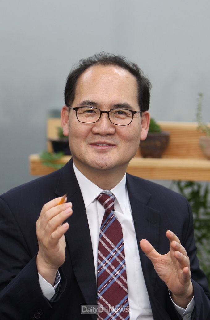 포항시 김종식 국장, 도내 기초지자체 최초 내부 부이사관 ‘승진’
