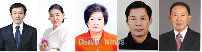 사진왼쪽부터 △지역사회발전 부문 송석록, △교육문화체육 부문 이연숙 △사회복지 부문 전월란 △지역경제 활성화 부문 장만동 △환경보전 및 지역사회안정 부문 장학수