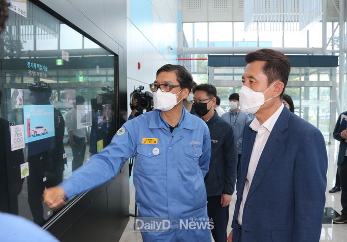 이강덕 포항시장, 포스코 스마트공장 방문해 공공부문 혁신역량 강화 지향