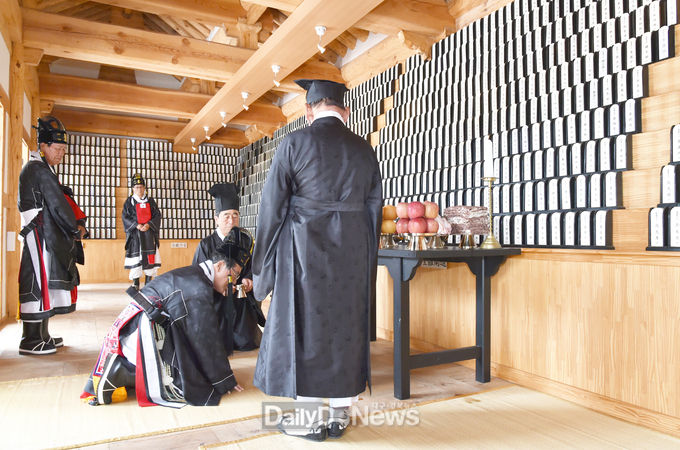 청송군, 제10회 의병의날 맞아 충의사 의병선열 추모제례 봉행