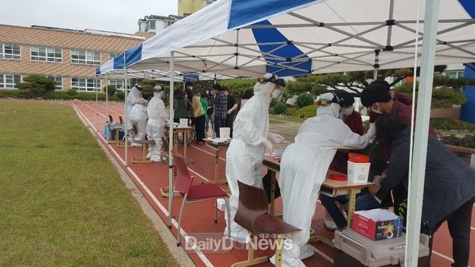 경희학교 및 기숙사 고등학교 코로나19 진단검사