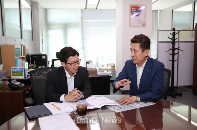 이강덕 포항시장, 국비 확보 위한 총력전 시작(최상대 예산총괄심의관).