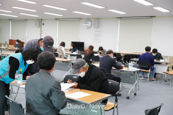 울진군, 재난 긴급생활비 48억원 지원