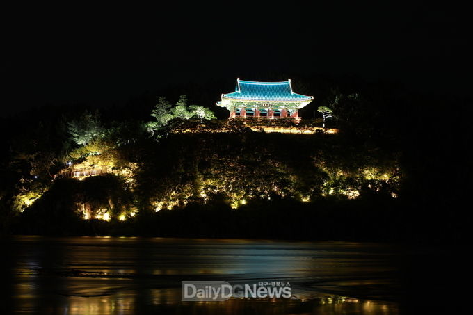 ‘형산강 8경’금장대 뷰 포인트 완성
