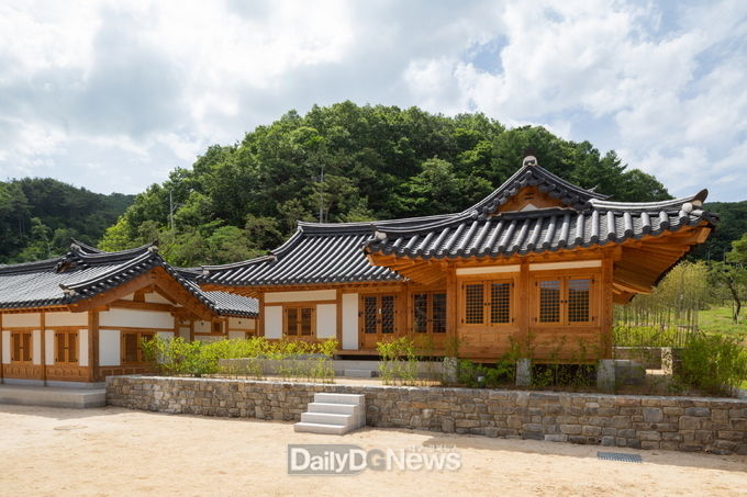 김천시 사명대사공원 건강문화원 숙박동