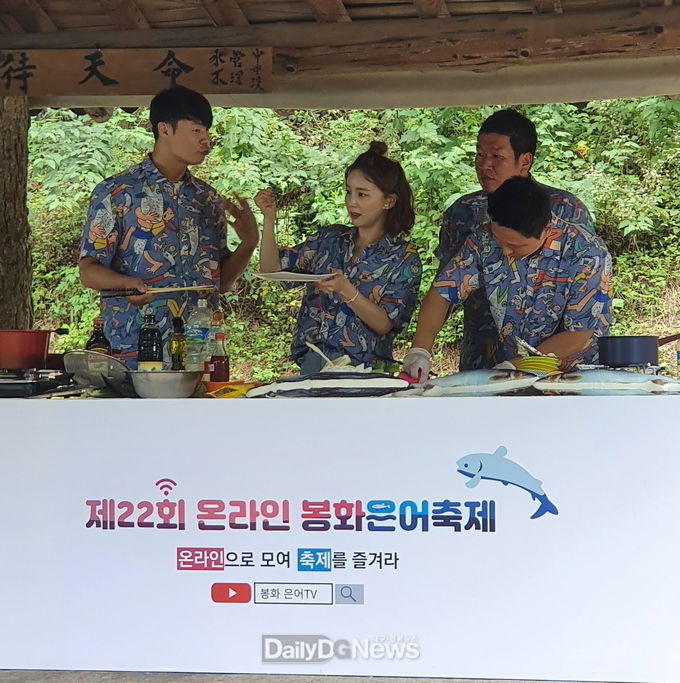 팔로우미촬영현장(왼쪽부터 최현석, 쏘영, 버거형, 신동민).