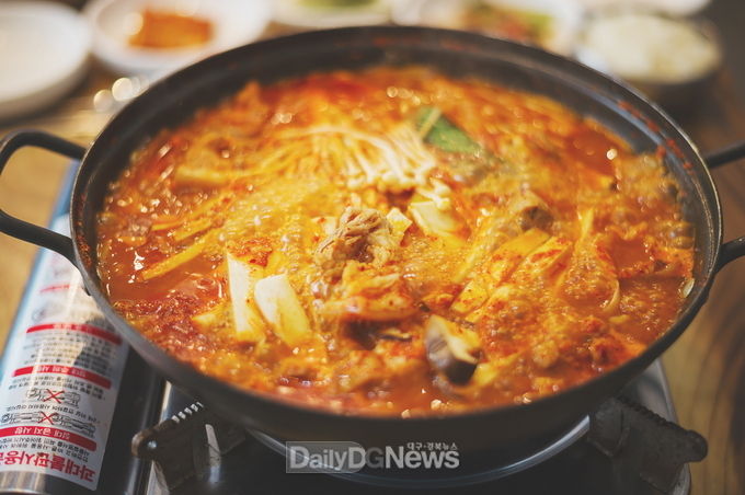 문경시, 지역 먹거리에 스토리 입힌 ‘족살찌개 달인’ 선정