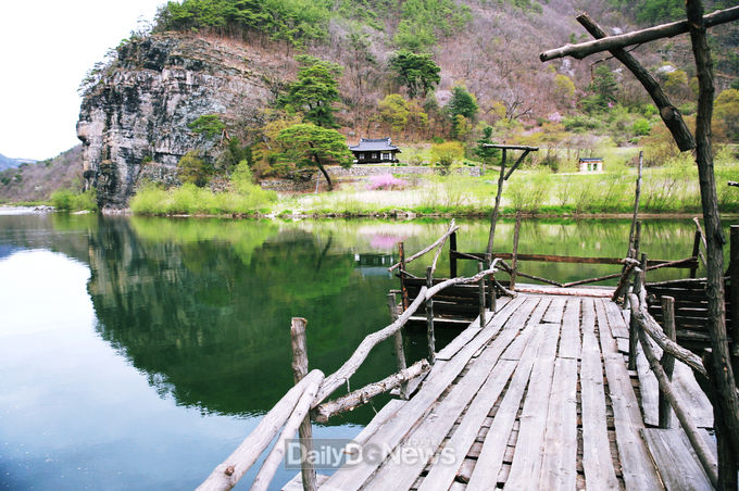 고산정 전경