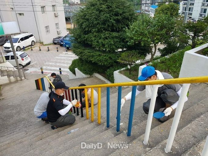 사진제공 울릉군) , 부산대학교 울릉에서 재능기부 봉사활동 전개