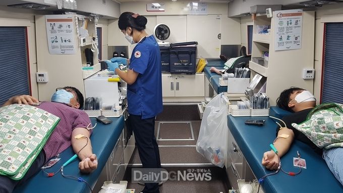 사진제공 칠곡군) 코로나19 혈액수급 위기 속 헌혈운동 전개