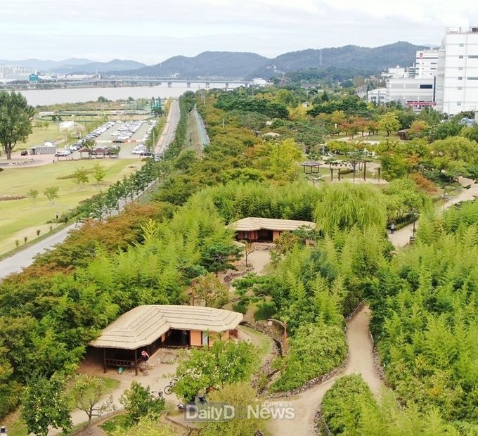 동락공원 산책길