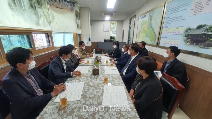경산시 남부동주민자치위원회, 밀양시 교동주민자치위원회와 자매결연 간담회 개최