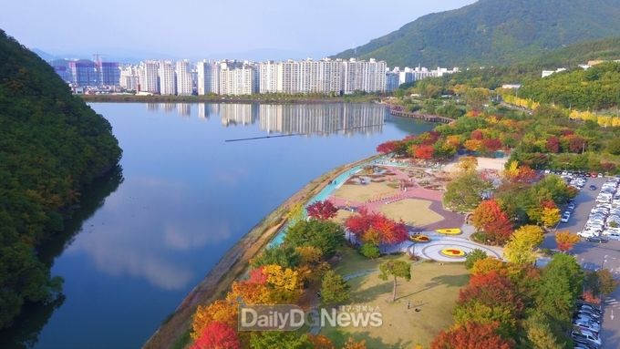 대구 달서구 월광수변공원 가을 전경 모습. (사진=달서구 제공)