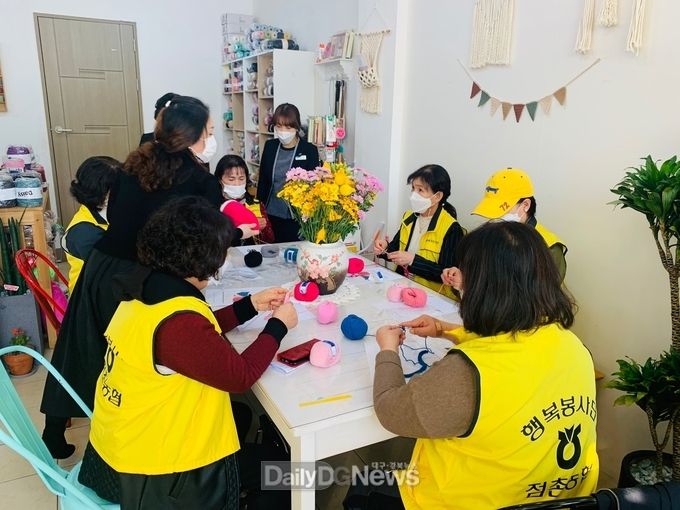 2020풀뿌리자원봉사단(뚝심이), ‘아프리카로 손뜨개 모자 보내기’ 봉사활동 전개