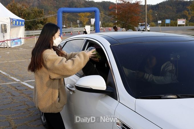 상주시, ‘드라이브 스루 농산물직거래장터’
