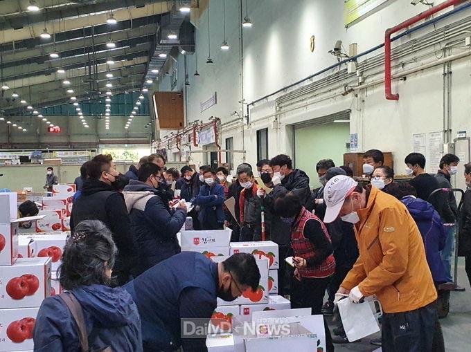 구미시, 안전사고 없는 농산물도매시장 운영