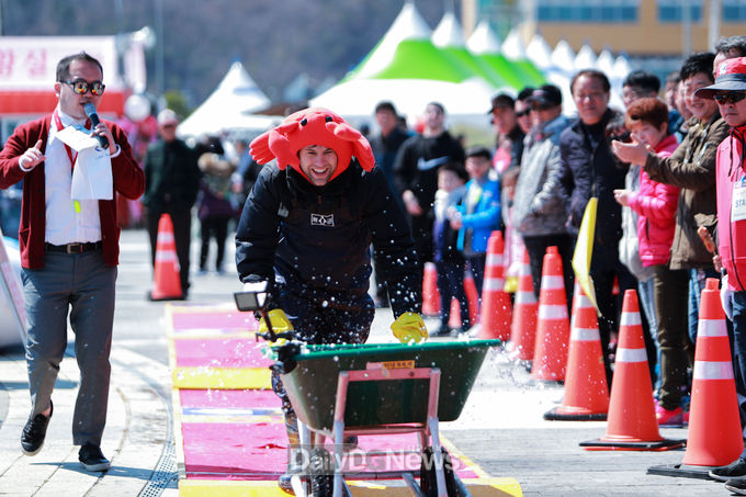 영덕군민들이 가장 선호하는 축제로 뽑은 영덕대게축제