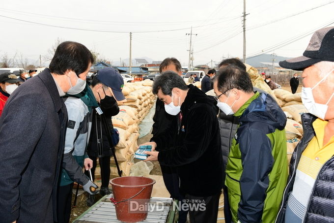 2020년산 공공비축미곡 매입품종인 일품벼에 대한 목표물량 3,239톤 전량 매입