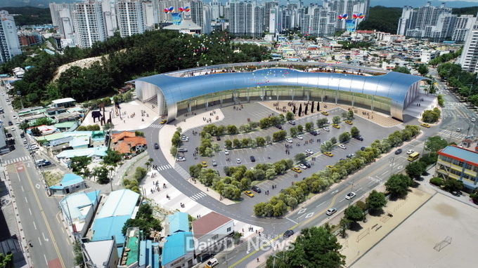 포항시, 미래산업의 요람이 될 환동해 해양복합전시센터 내년도 본격 착수(조감도).