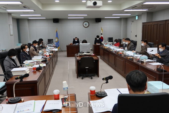예산결산특별위원회