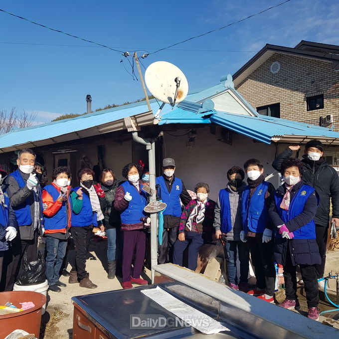 바르게살기운동영양군협의회 이웃사랑실천을 위한 주거환경개산사업 실시