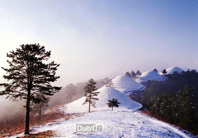 경상북도문화관광공사 제공 고령 지산동고분군