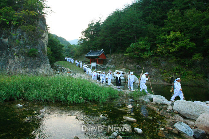“옛 보부상의 정취를 찾아...” 울진 옛길 개발 착수(십이령보부상길)