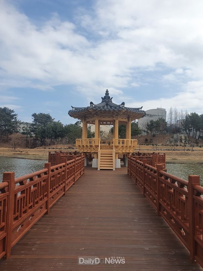 울진군, 연호근린공원 조성사업 마무리 공사에 박차
