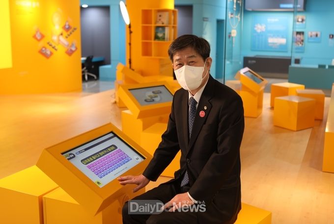 금오공대 이상철 총장, 탈 플라스틱 실천 캠페인 참여