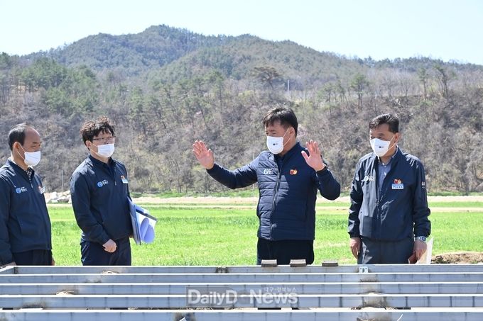 윤경희 청송군수, 발로 뛰는 현장행정 ‘눈길’