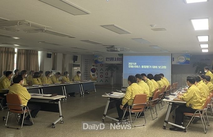 의성군수, 민원서비스 향상 위한 실무공무원과 간담회 개최