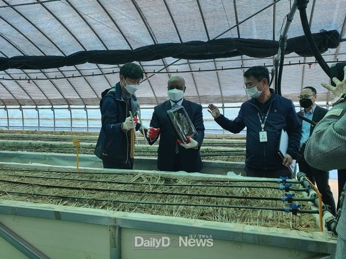 주한가봉대사, 경북의 첨단농업기술 견학